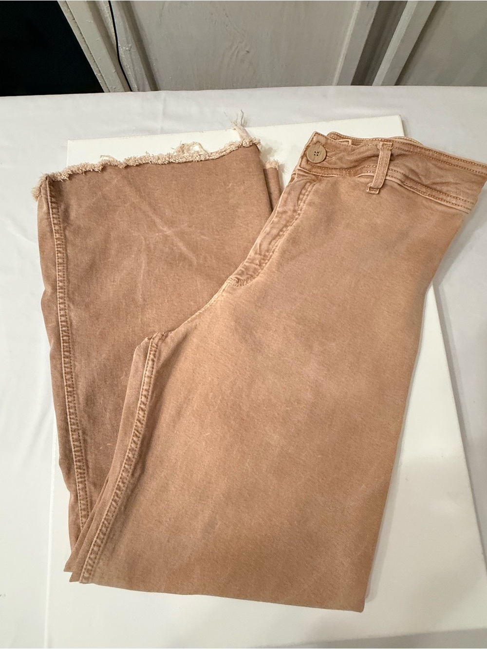 Artsy Boho minimalist 90s Streetwear Zara Wide Leg High-Rise Jeans in Warm Brown - Picture 6 of 7